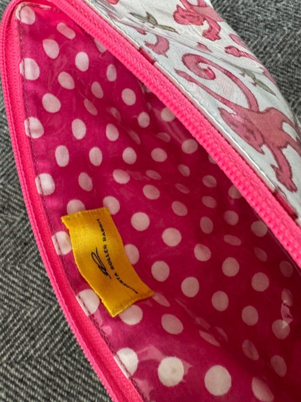NWOT, ROBERTA ROLLER RABBIT, MAKEUP BAG - Picture 2 of 14